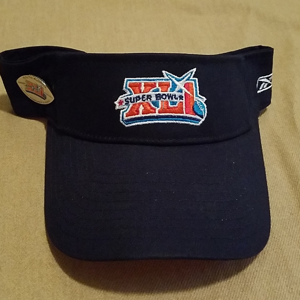 NWT Super Bowl XLI (Colts won) Reebok visor